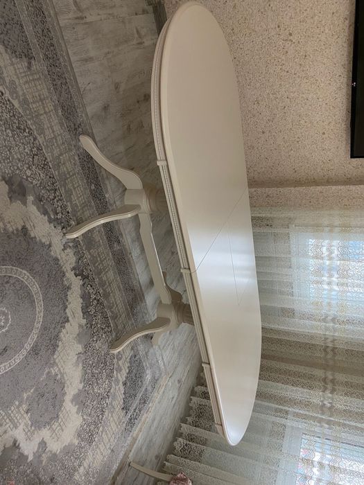 Стол раздвижной , белый