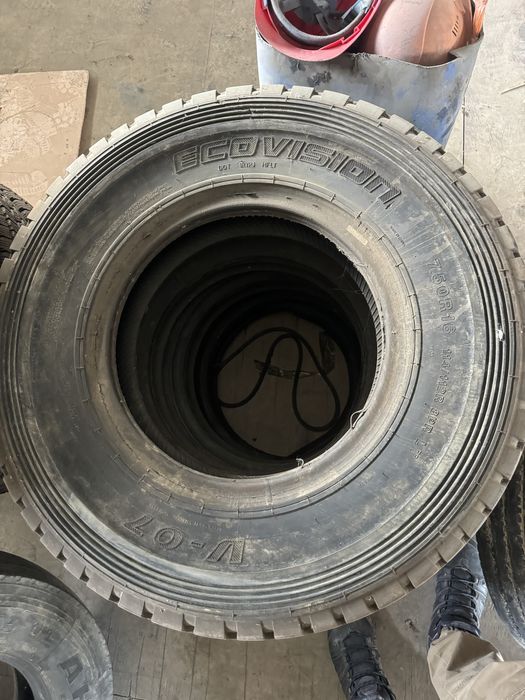 Шины  грузовые 7.50 R16