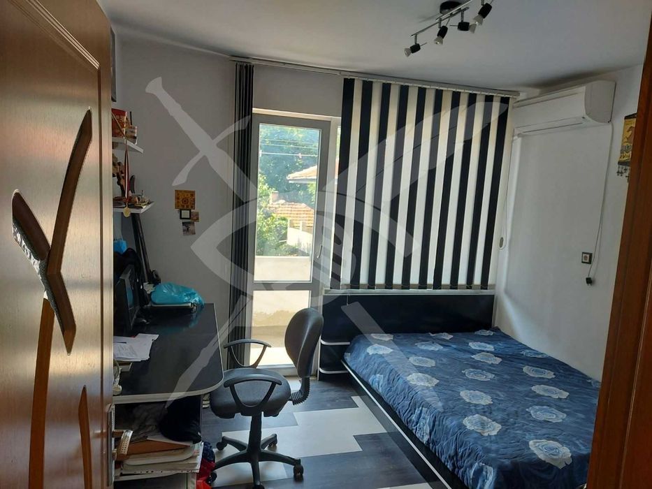 Продава се Четиристаен апартамент в Варна, Аспарухово - 92 кв.м за 2685 €/кв.м - Снимка #8