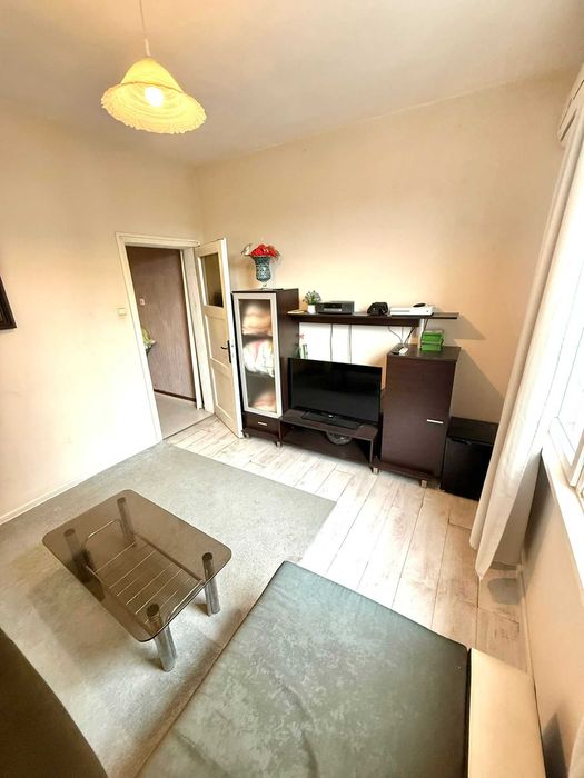 Дава се под наем Тристаен апартамент в Варна, Гръцка махала - 77 кв.м за 1200 € - Снимка #14