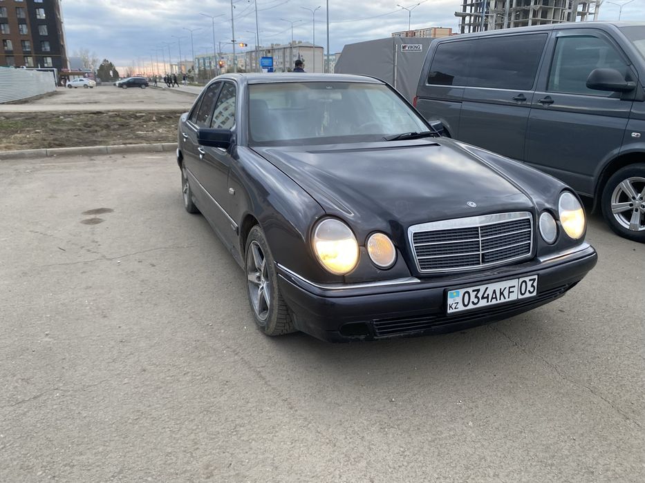 Продам Мерседес Е класс