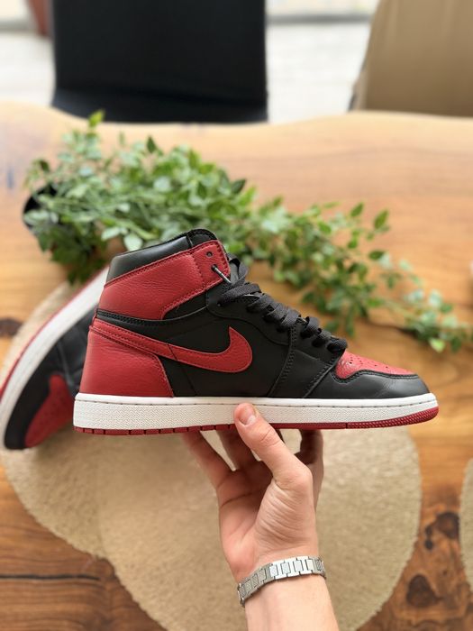 Air Jordan 1 Retro High OG Bred