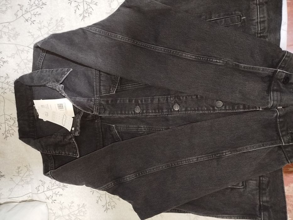 Продам новую джинсовую куртку Gloria-jeans