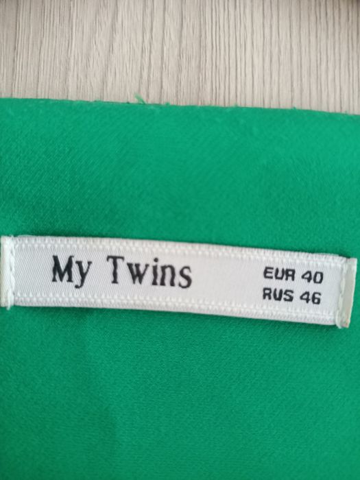 Продам платье нарядную