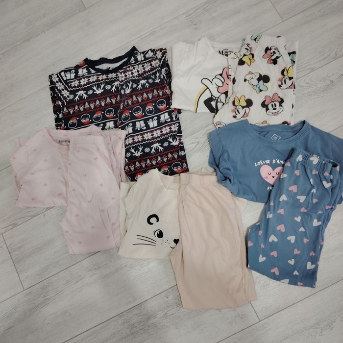 Lot pijamale fetita mas 4-6ani