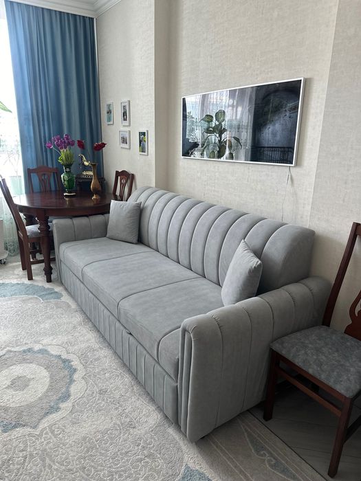 Продаётся стильный диван