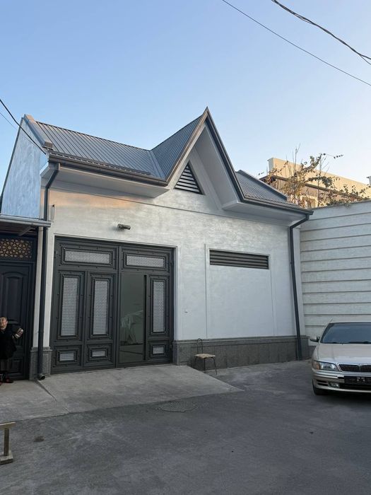 Uchaska sotiladi shayxontohur.koʻkcha koshona 2sotik.