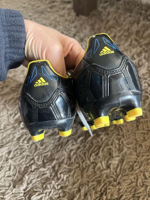 Обувки Adidas F50