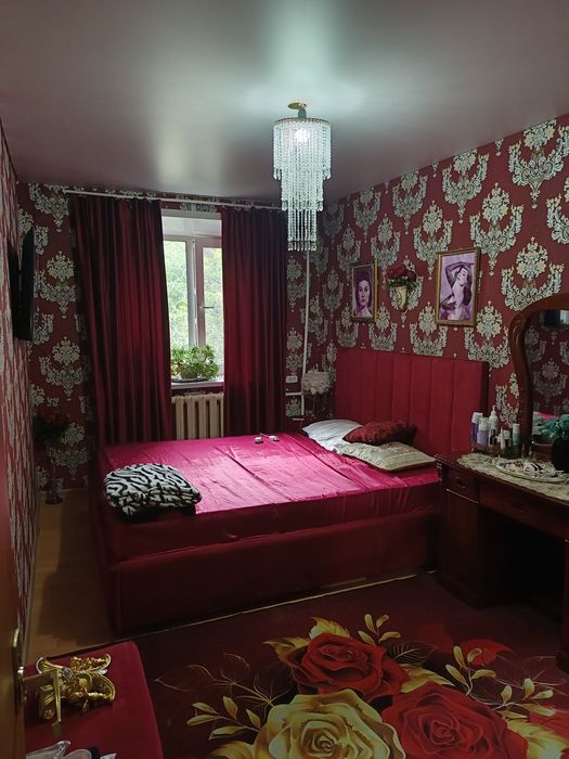 Продам квартиру 3х комнатную