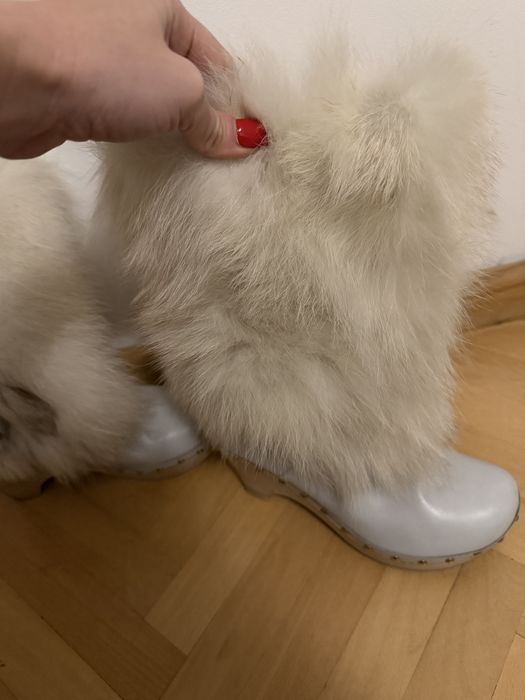 Cizme cu blană naturală