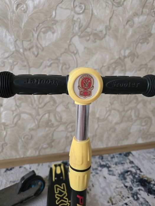 Продаётся скутер (Scooter]