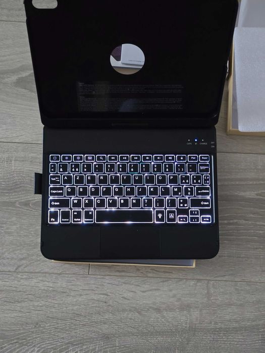 Tastatură Bluetooth cu Touchpad, Carcasă–Rotație 360°–iPad 10/11