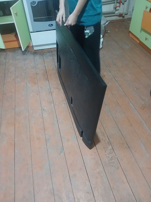 Телевизор Самсунг Q-Led