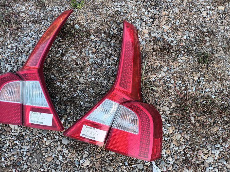 ляв и десен външен и вътрешен стоп за волво в70 07 -13 VOLVO V70