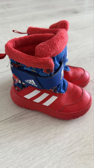 Ботушки спайди адидас