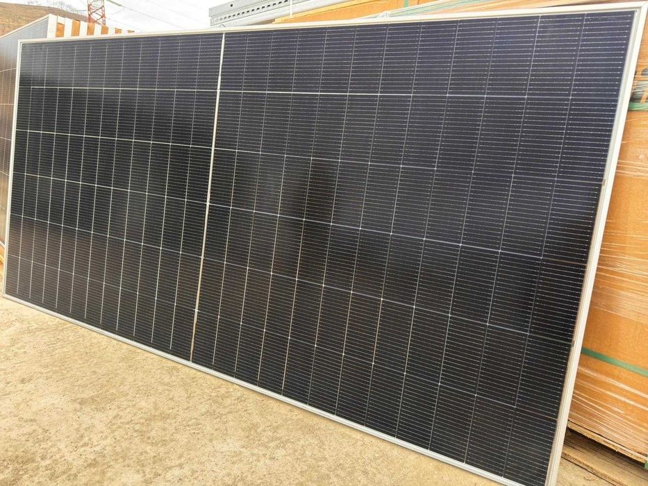 Panou fotovoltaic bifacial AstroEnergy 595W CHSM72N(DG)/F-BH 595W