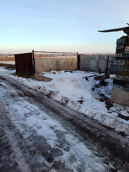 Продам стеновые плиты сторожевой домик