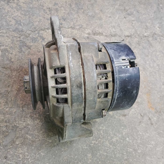 Генератор на ниву 2121