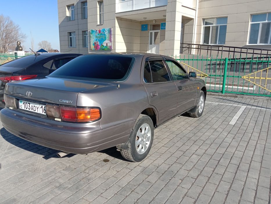 Тойота камри 10.