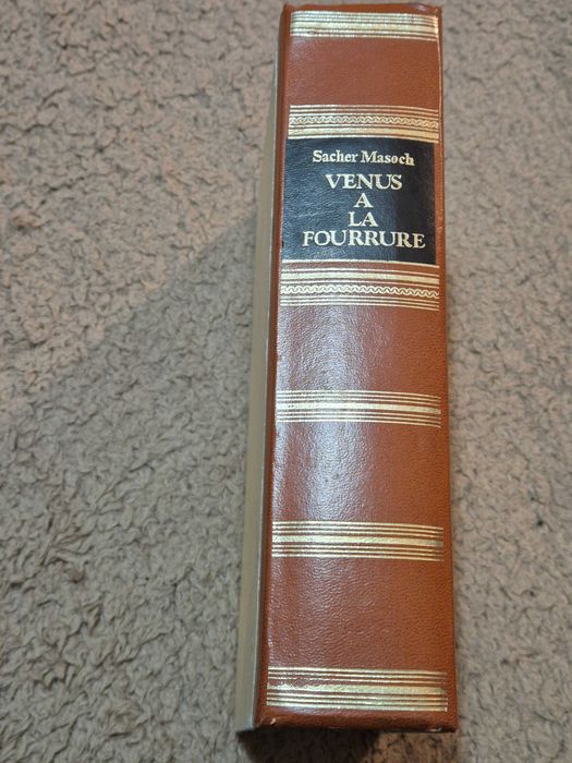 Romanul „Venus à la fourrure” scrisa de Leopold von Sacher-Masoch