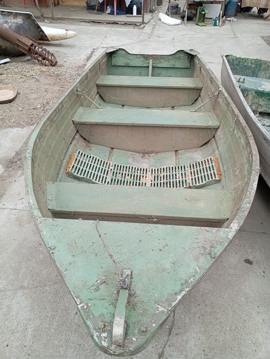 Vând 2 bărci din aluminiu