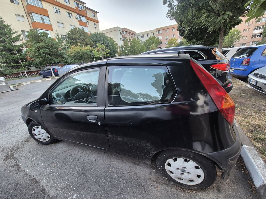 Vând Fiat Punto 1.2 benzină - 2000