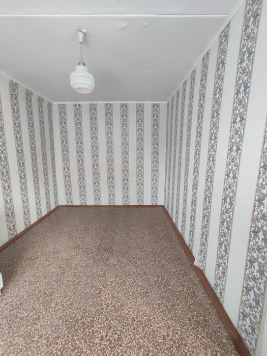 Продам 3 кв по Ломоносова