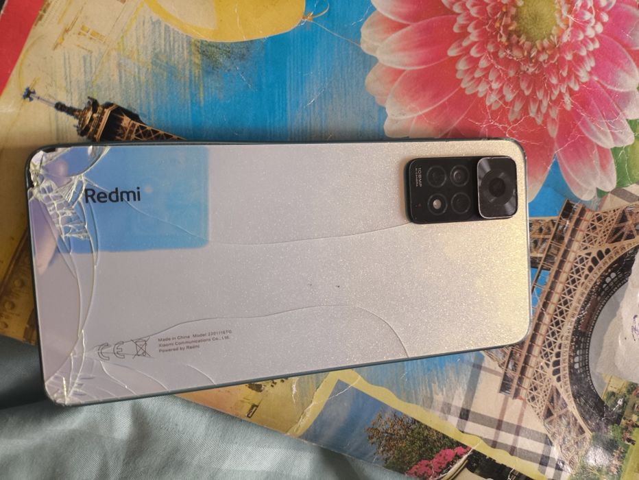 Продам на запчасти Redmi Note 11 pro