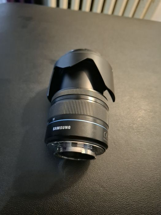 Vand obiectiv samsung sch-b 52 editie limitata si sch-b 58