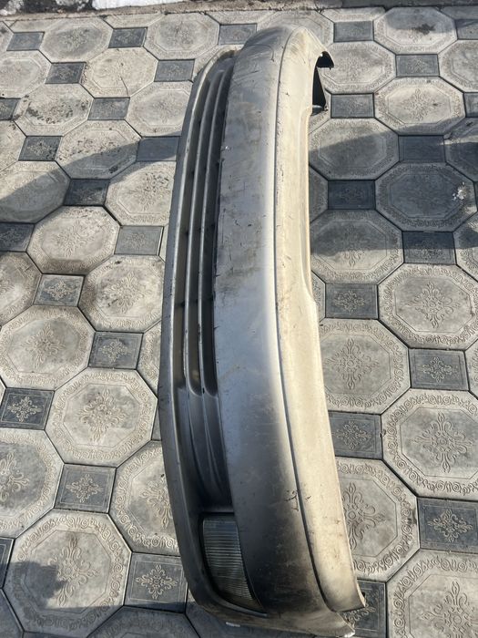 Передний бампер лексус ES300 windom 20