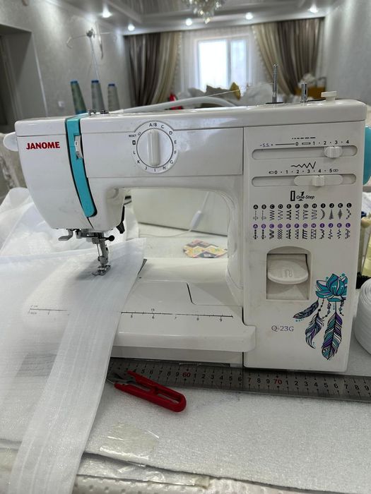 Швейная машинка,Janome