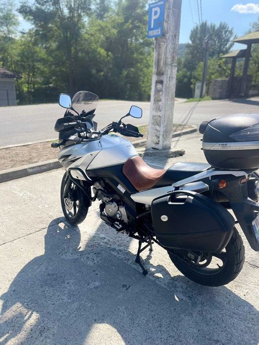 Motocicletă Suzuki V-strom 650