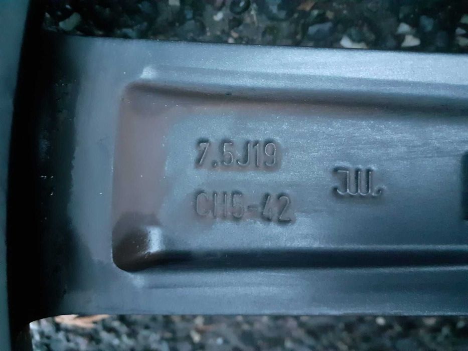 Vand jante aluminiu  bicolore R19 - Peugeot 3008, cu anvelope