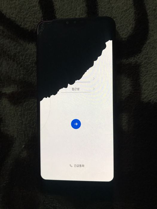 Корейский LG v40 ThinQ 128