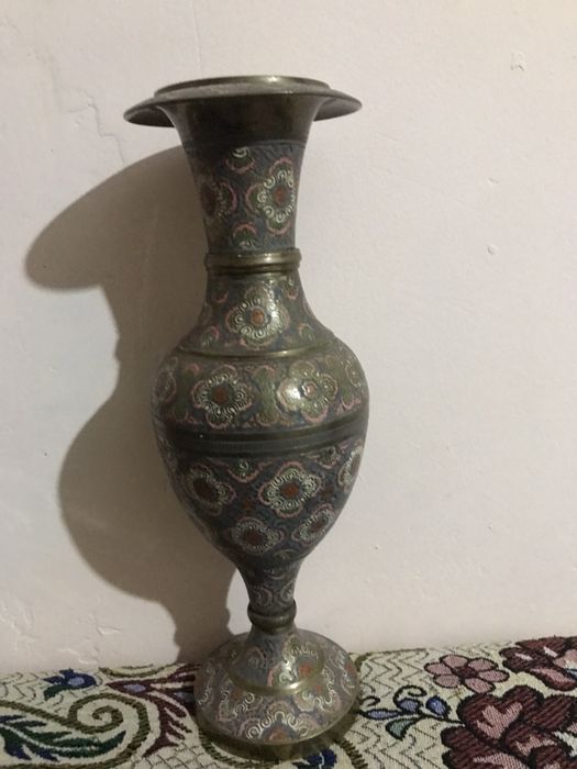 Продам индийские вазы, 2 шт, б/у