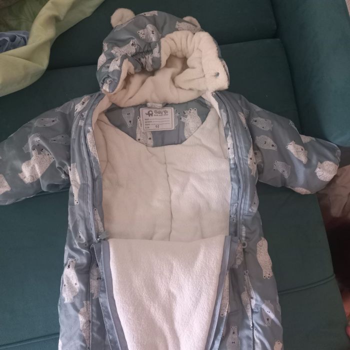 Здравствуйте продам зимний комбинезон