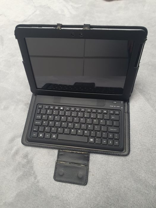 Vând tableta Samsung Tab 10.1 ca noua.Pret 220 ron