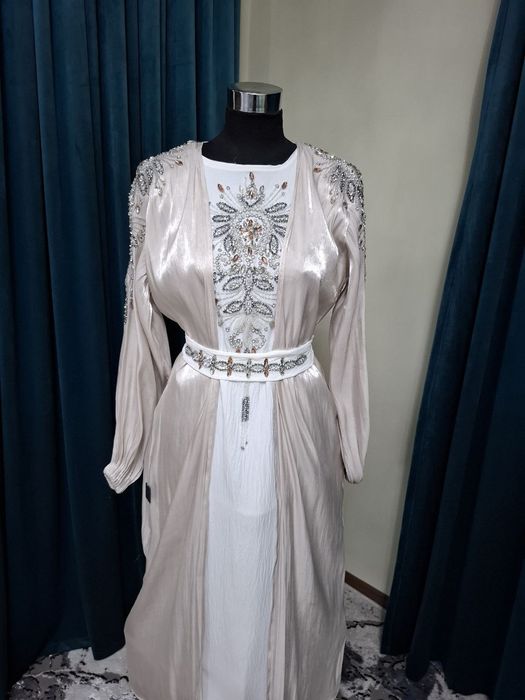 Двойка Абая арабская