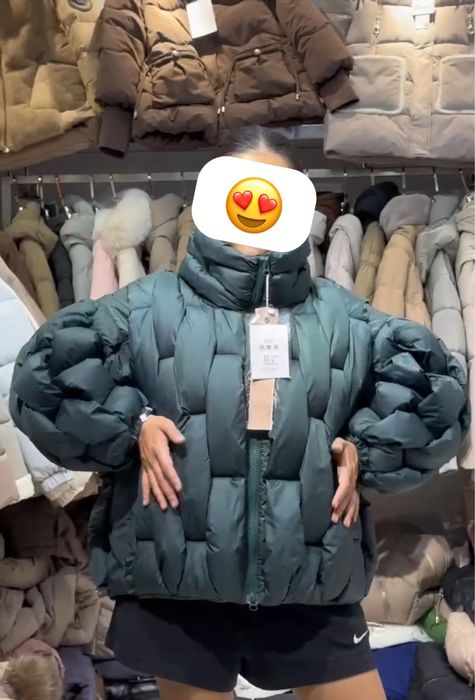 Продам куртку , одевала 2-3раза