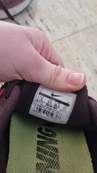 Adidasi nike marimea 36,5