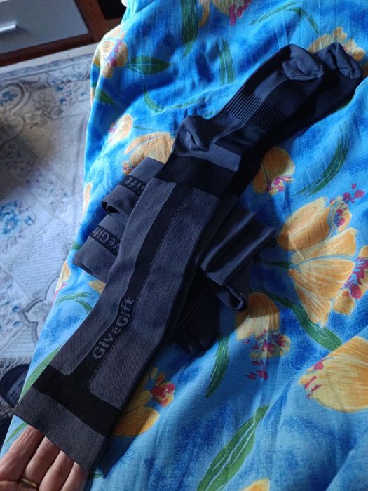 Vând 3 perechi de șosete de compresie  bărbati