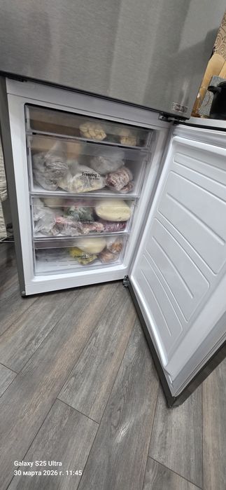 Срочно продам холодильник LG