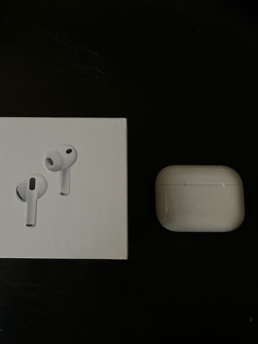 Airpods 4 3 buc.