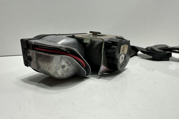 Centura siguranta dreapta fata 33043797 Mercedes-Benz S-Class W221