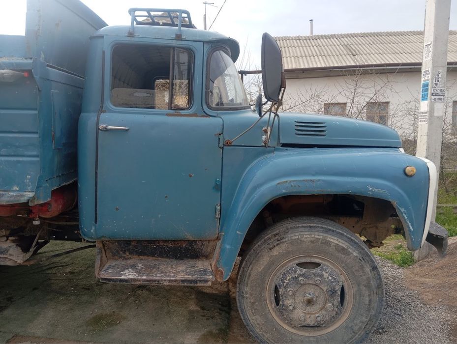 Zil zapchastga sotiladi