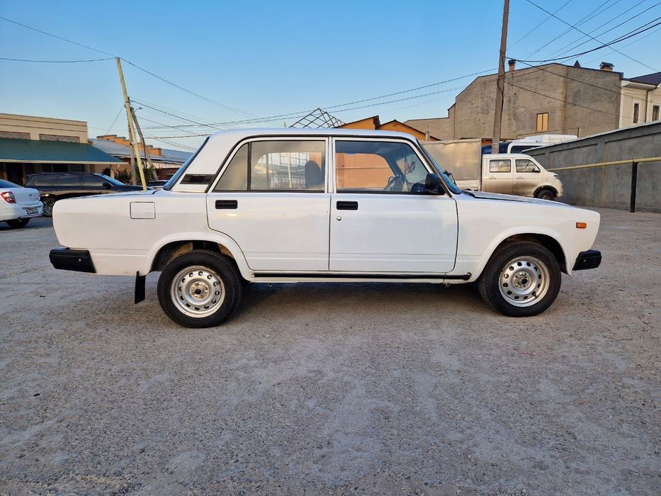 ВАЗ 2107 Sotiladii 2007 Yil