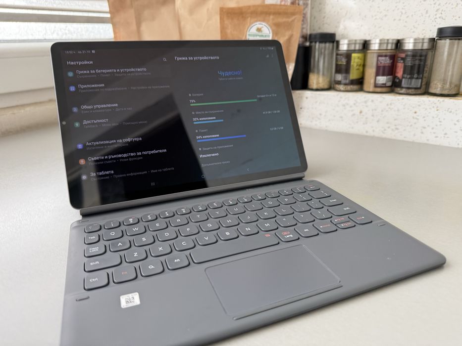 Samsung Galaxy Tab S6 LTE с клавиатура