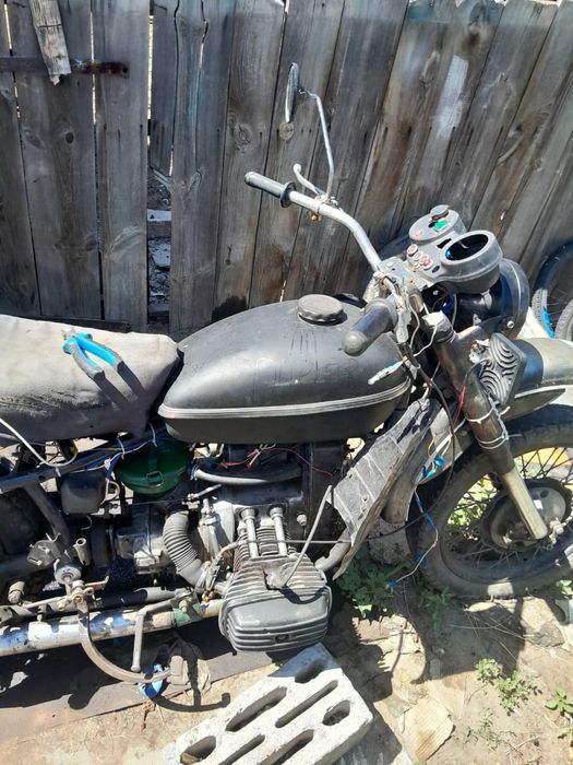 Продам мотоцикл Днепр МТ-11 К-650