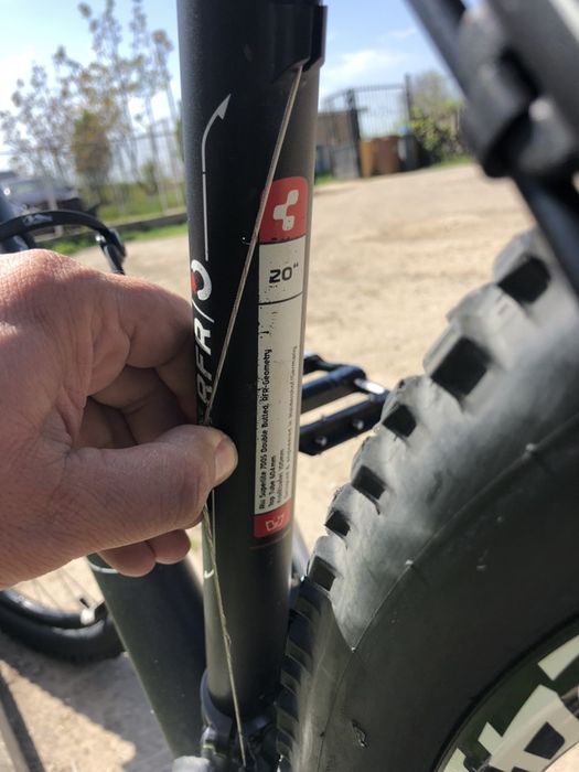 Vand bicicleta Cube LTD 26”