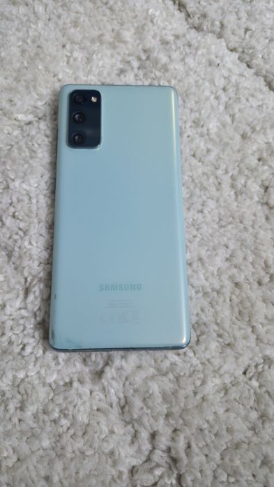 Samsung S20 FE  .